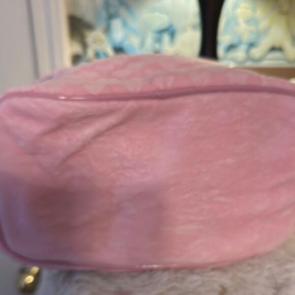 Juicy Couture Pink Quilted Cosmetic Bag - Picture 6 of 11